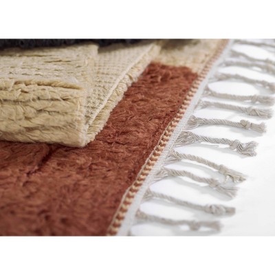 Handwoven Geometric Wool Rug with Tassel Fringe, 5' x 8'