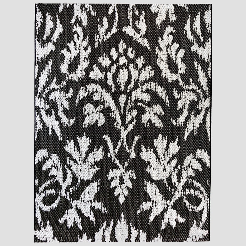 7' x 10' Garden Ikat Outdoor Rug Black - Threshold™