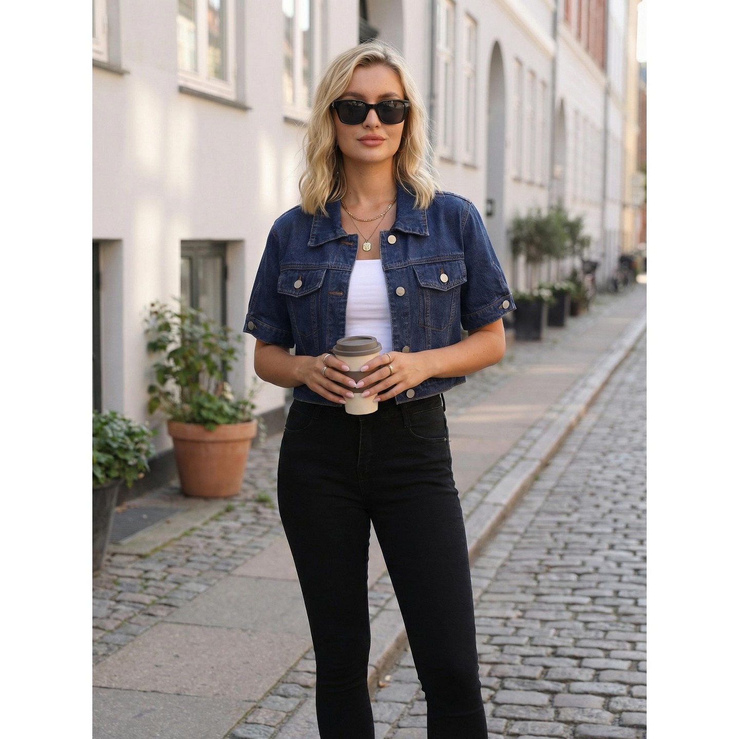 Женская куртка INSPIRE CHIC Short Sleeve Button Up Frayed Washed Denim Jacket Dark Blue Large, цвет: Потёртый джинсовый — фото 3