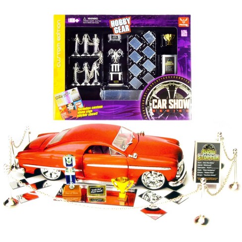 Car Show Trophy Winner Accessories Set for 1/24 Model Cars by Phoenix Toys