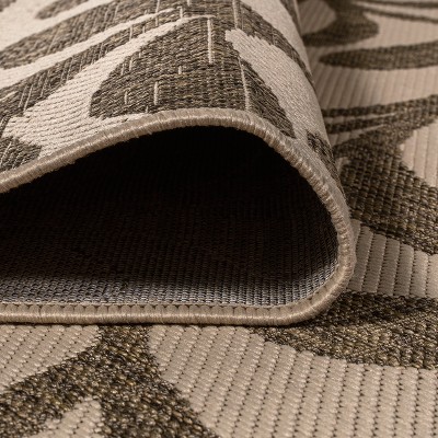 Classic Vine Pattern Brown/Beige 3' x 5' Synthetic Outdoor Rug