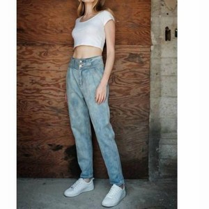 Women's Straight Leg Jean - Aaron & Amber - 1 of 4