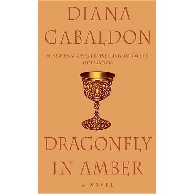 Dragonfly in Amber (Reprint) (Paperback) by Diana Gabaldon