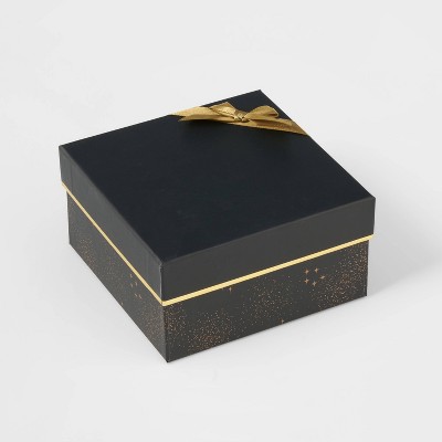 Square Stars & Bow Gift Box Gold/Black - Wondershop™