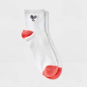 Women's Embroidered Tennis Ribbed Ankle Socks - Ivory/Peach 4-10: Recycled Polyester, Banded Cuff, Shapes Pattern - 1 of 3