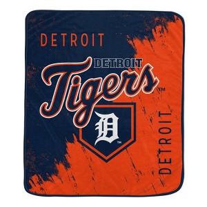 MLB Detroit Tigers Painted Plate Ultra Soft Blanket: Sports Team Logo Throw - 1 of 3