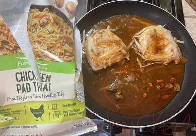 Pulmuone Chicken Pad Thai Meal Kit - 19.5oz : Target