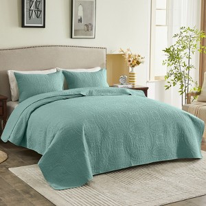 Inhand Microfiber Quilt Bedding Set, Soft Lightweight Coverlet For All Season - 1 of 4