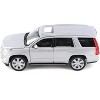 2017 Cadillac Escalade with Sunroof Silver Metallic 1/24-1/24 Die Cast Model Car by Welly - 3 of 3
