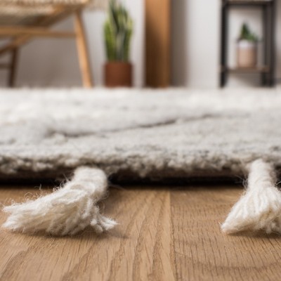 Luxurious Hand-Tufted Wool Shag Rug in Soft Gray, 8' x 10'