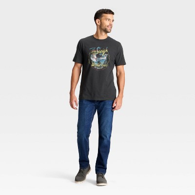 Мужские рубашки Goodfellow & Co Men's Short Sleeve Sleigh World Tour Graphic Shirt - Goodfellow & Co™ Black XXL — фото 3