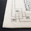 Casablanca CSB989 Hand Tufted Indoor Rug - Safavieh - 3 of 4