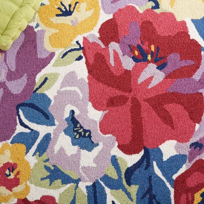 Ivory and Rose Floral Hand Tufted Wool Area Rug 4' x 6'