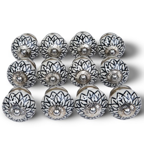 Decorative drawer online knobs