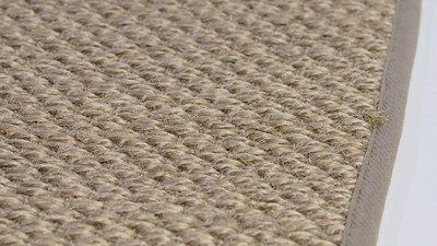 Handmade Natural Fiber Gray Sisal Area Rug 2'6" x 4'