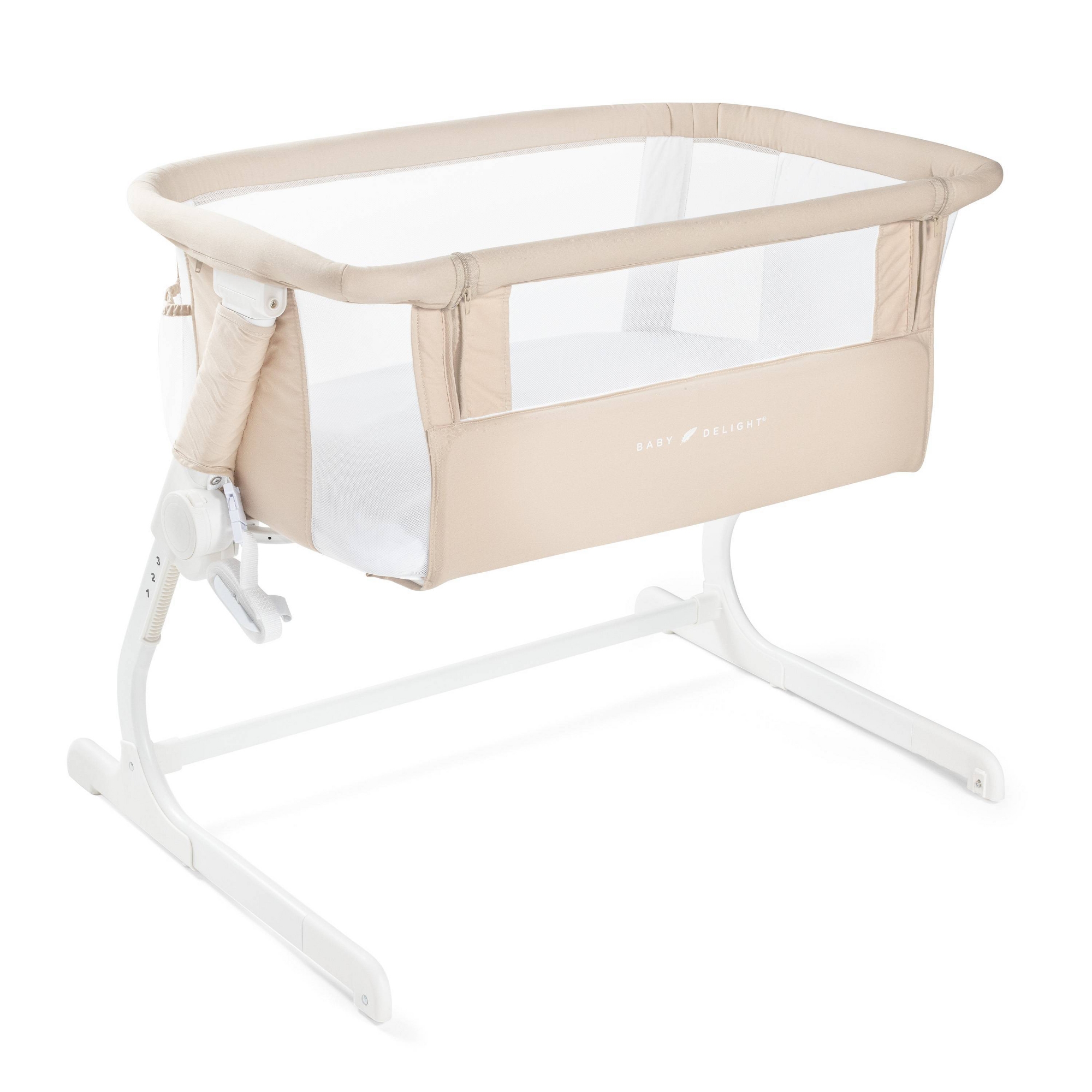Baby Delight Beside Me Bassinet & Bedside Sleeper