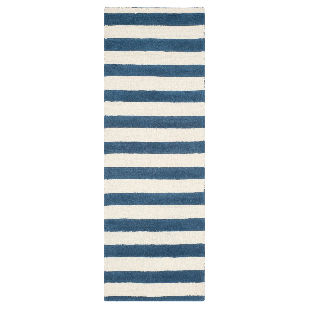 Winslow Runner - Navy/Ivory (2'6inx6') - Safavieh