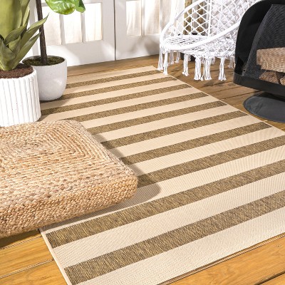 Reversible Wide Stripe Beige/Brown Synthetic 4'x6' Area Rug
