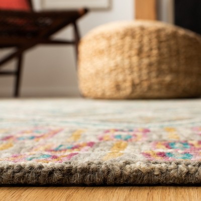 Handmade Geometric Tufted Wool Area Rug in Green/Red - 4' x 6'