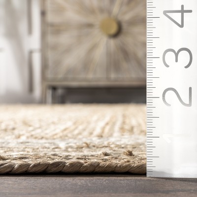 Coastal Cottage Off-White Braided Jute 5' x 8' Area Rug