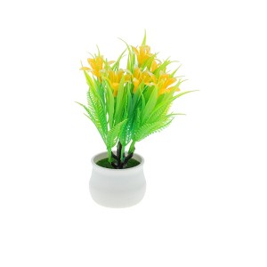 Unique Bargains Artificial Plants Style Narcissus Plastic 3.15"x3.15"x6.30" 1 Pcs - 1 of 4