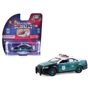 2014 Ford Taurus "NYPD Vintage Tribute Livery" Green and Black with White 1/64 Diecast Model Car by Greenlight - 1 of 4