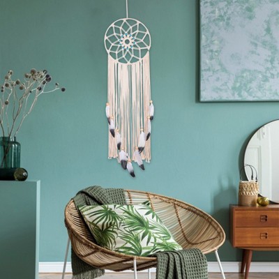Handmade circular feather wall decoration, used for decorating study rooms