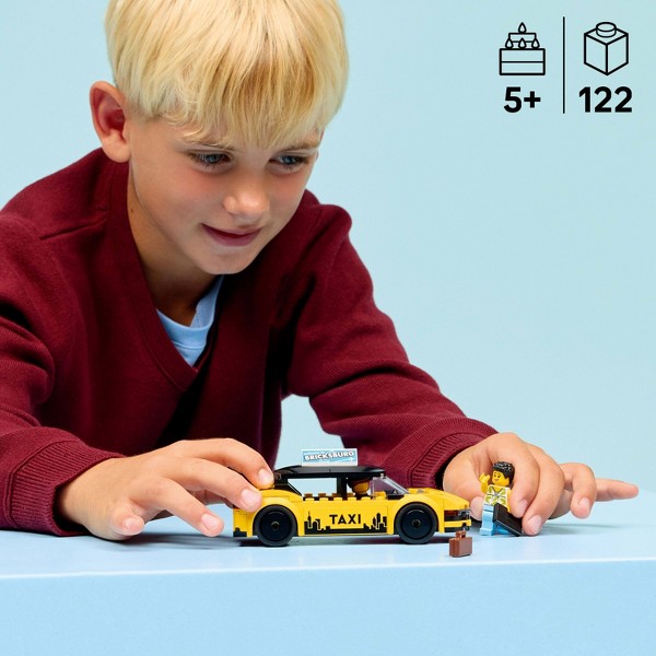 LEGO City Taxi Amarillo Coche Juguete de Construcción 60487 2