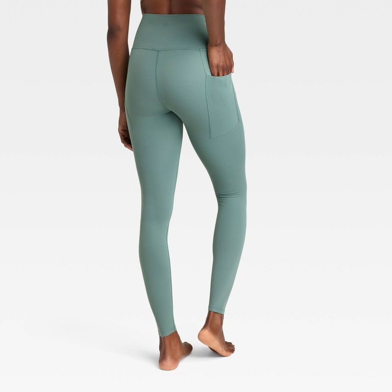 Women's Everyday Soft Ultra High-Rise Pocketed Leggings - All In Motion™, 3 of 12