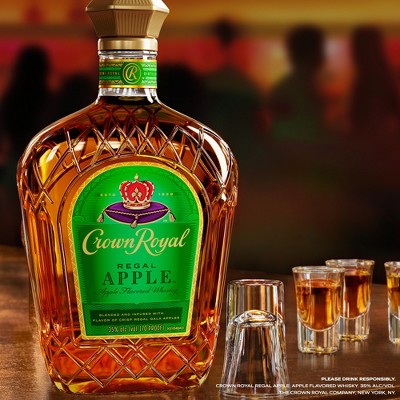 Crown Royal Regal Apple Flavored Canadian Whisky - 50ml Plastic Bottle