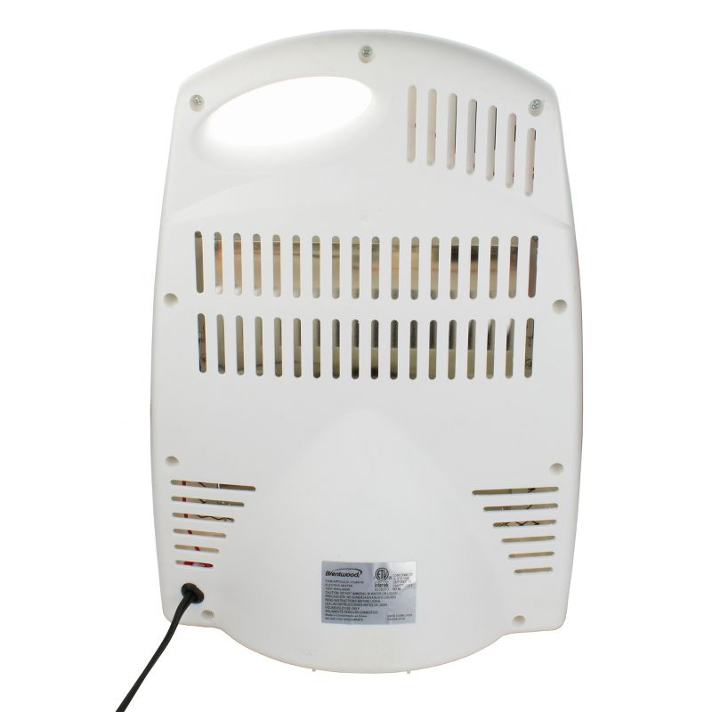 Brentwood 800 Watt Portable Space Heater in White, 2 of 8