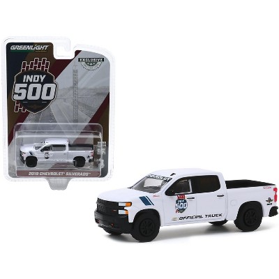 2019 Chevrolet Silverado 1500 Trail Boss Pickup 103rd Running of the Indianapolis 500 1/64 Diecast Model Car Greenlight