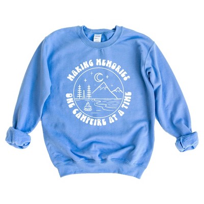 Simply Sage Market Women's Making Memories Campfire Gildan Sweatshirt