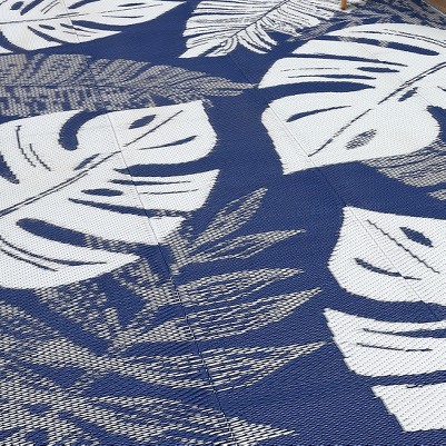 dark blue/white