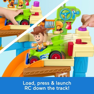 Детские куклы Unique Industries Fisher-Price Little People Toddler Toy Disney & Pixar Toy Story Andy's Room Playset with Woody Figure & RC Vehicle, Ages 18+ Months — фото 4