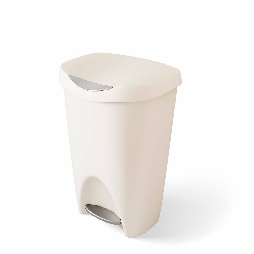 Umbra 13gal Brim Step Trash Can Sand