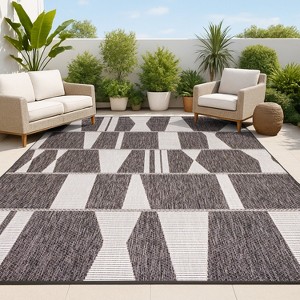 JONATHAN Y Odette Modern Geometric Abstract Two-Tone Indoor/Outdoor Area Rug - 1 of 4
