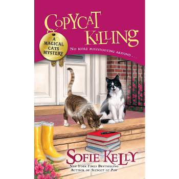 Copycat Killing - (Magical Cats) by  Sofie Kelly (Paperback)