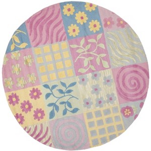 Safavieh Kids SFK356 Hand Tufted Indoor Rug - Safavieh - 1 of 3