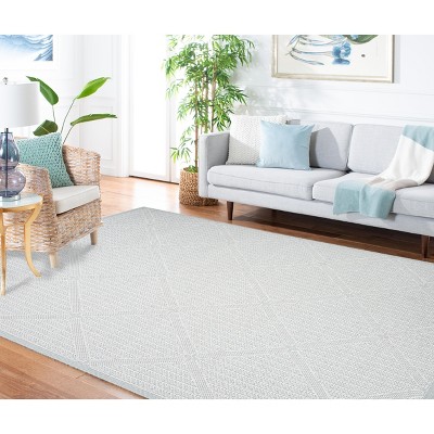 Gray Synthetic Rectangular Stain-Resistant Area Rug 4'5" x 6'5"