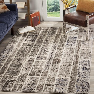 Azure Geometric Bliss 47" Synthetic Easy-Care Area Rug