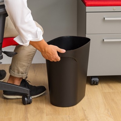 Black 6 Gallon Plastic Wastebasket Set with Handles