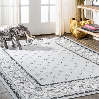 Light Gray and Cream Synthetic Reversible 4' x 6' Area Rug