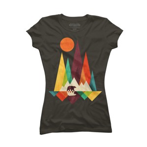 Junior's Design By Humans Mountain Bear By radiomode T-Shirt - 1 of 3