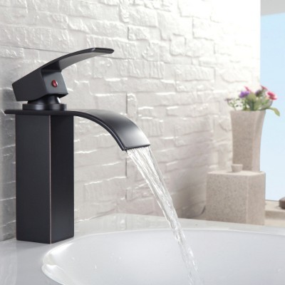 LunaLulinlk Bathroom sink faucet, single hole bathroom faucet, modern single handle lavatory faucet
