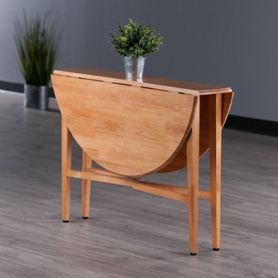 Winsome Transitional 42" Light Oak Round Extendable Dining Table
