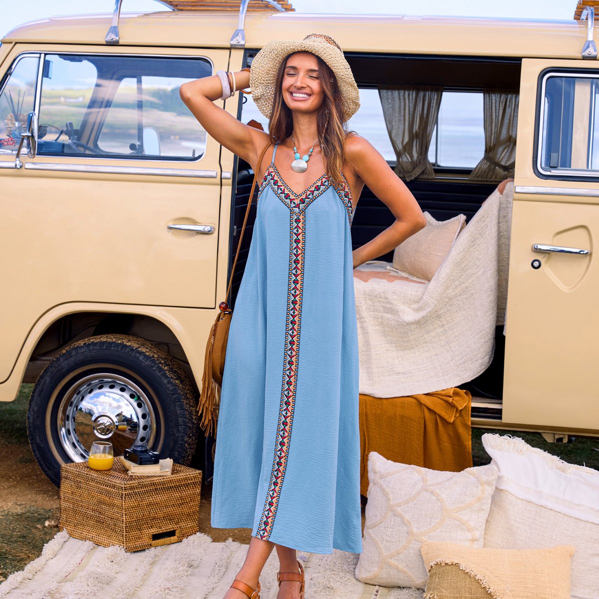 Женские платья Cupshe Women's Boho Chic Embroidered Straight Maxi Dress-XL-Blue — фото 2