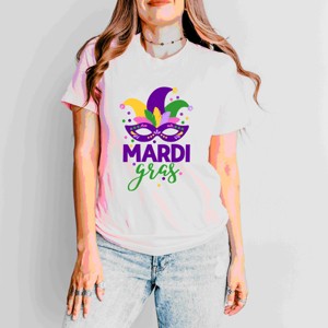Simply Sage Market Mardi Gras Mask Short Sleeve Tee - 1 of 4