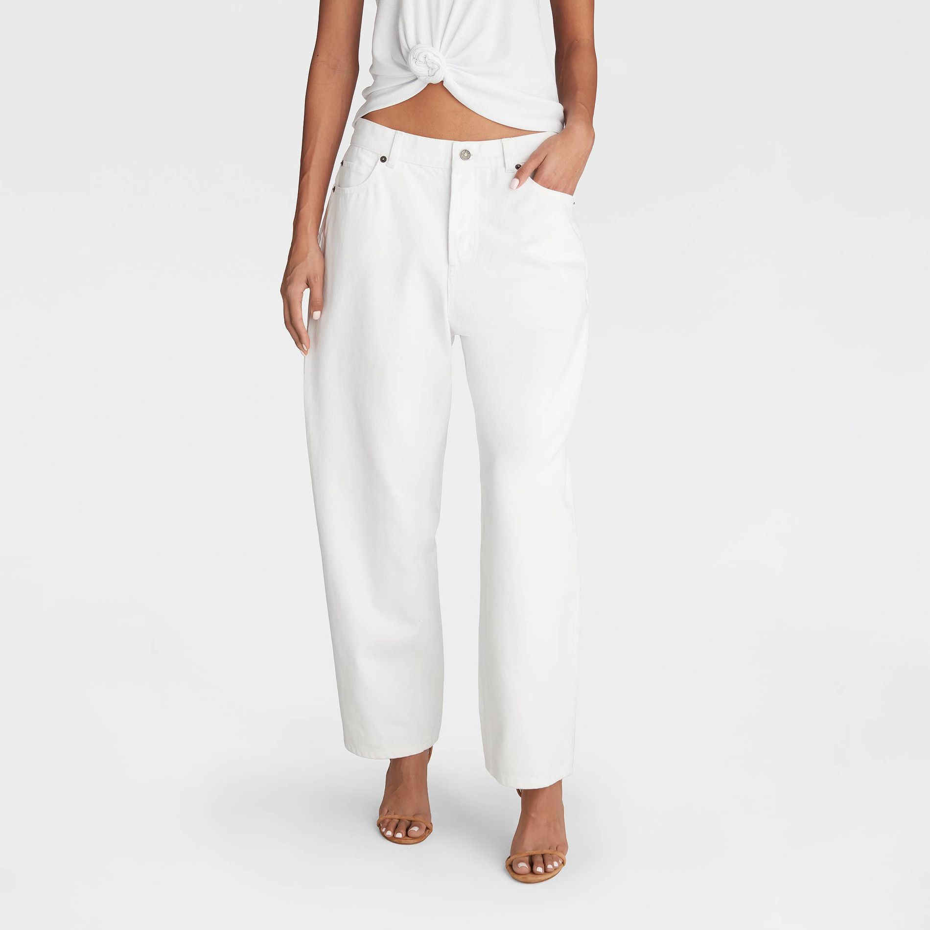 KBB by KAHLANA Women's Mid-Rise 'The Vintage Straight Leg Jeans' - White