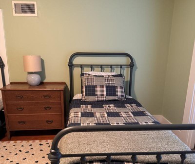 Guest review image 1 of 1, zoom in